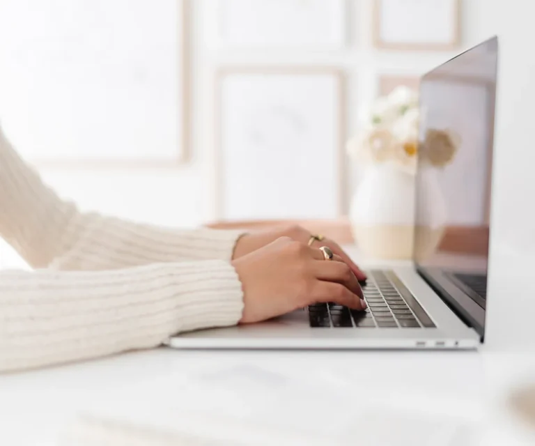 Website erstellen für Selbstständige – Guide für eine professionelle Website, die Kunden gewinnt